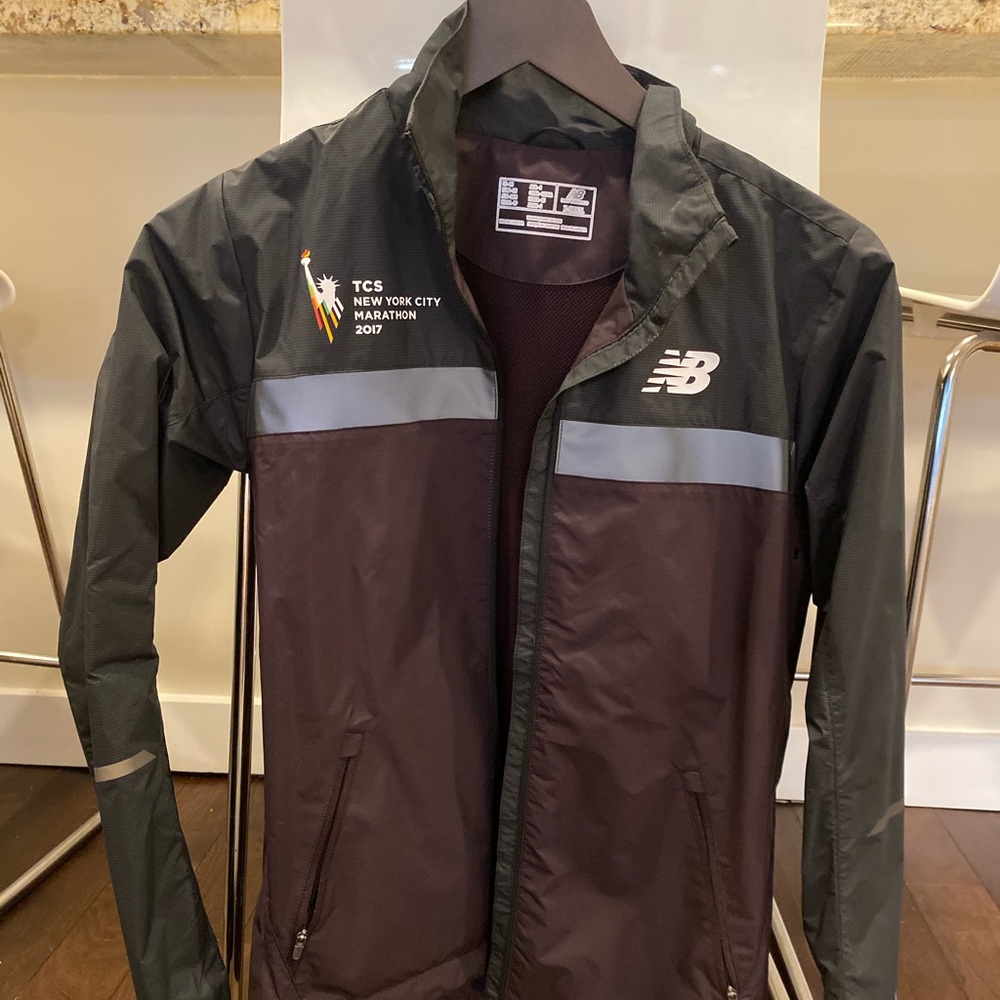 Official NYC Marathon 2017 New Balance jacket xs